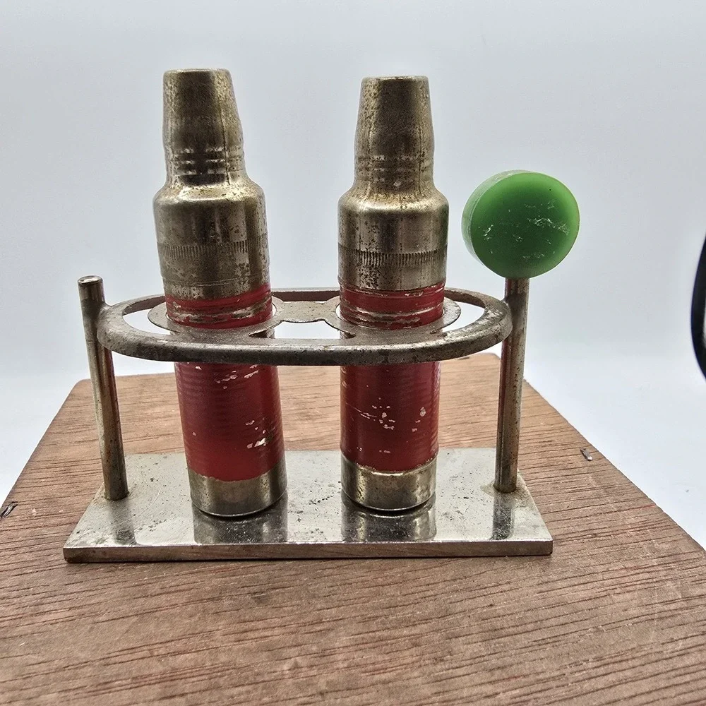 Vintage Art Deco Salt & Pepper Set Chrome w/green Bakelite Accents